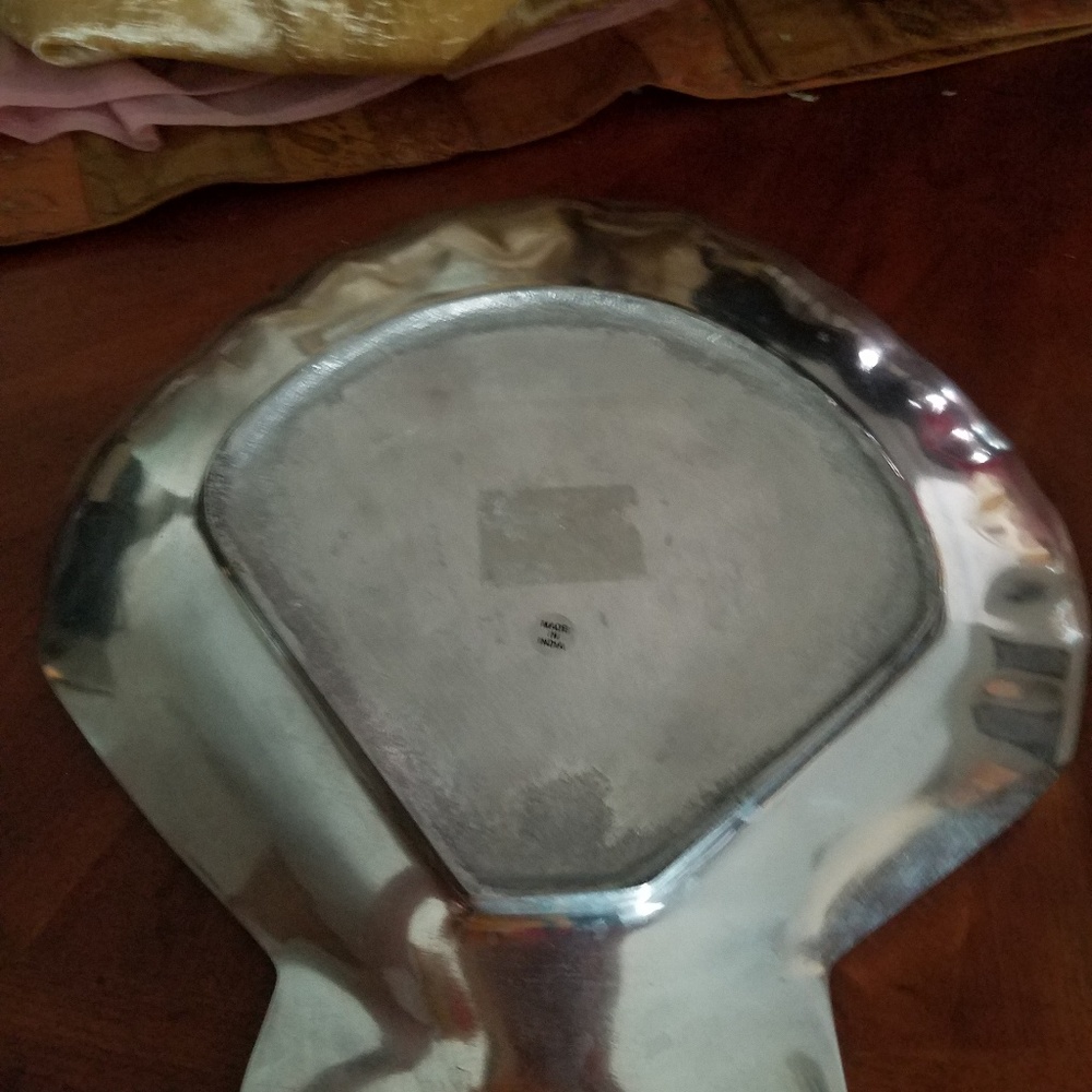 Seashell designed tray. - Picture 2 of 5